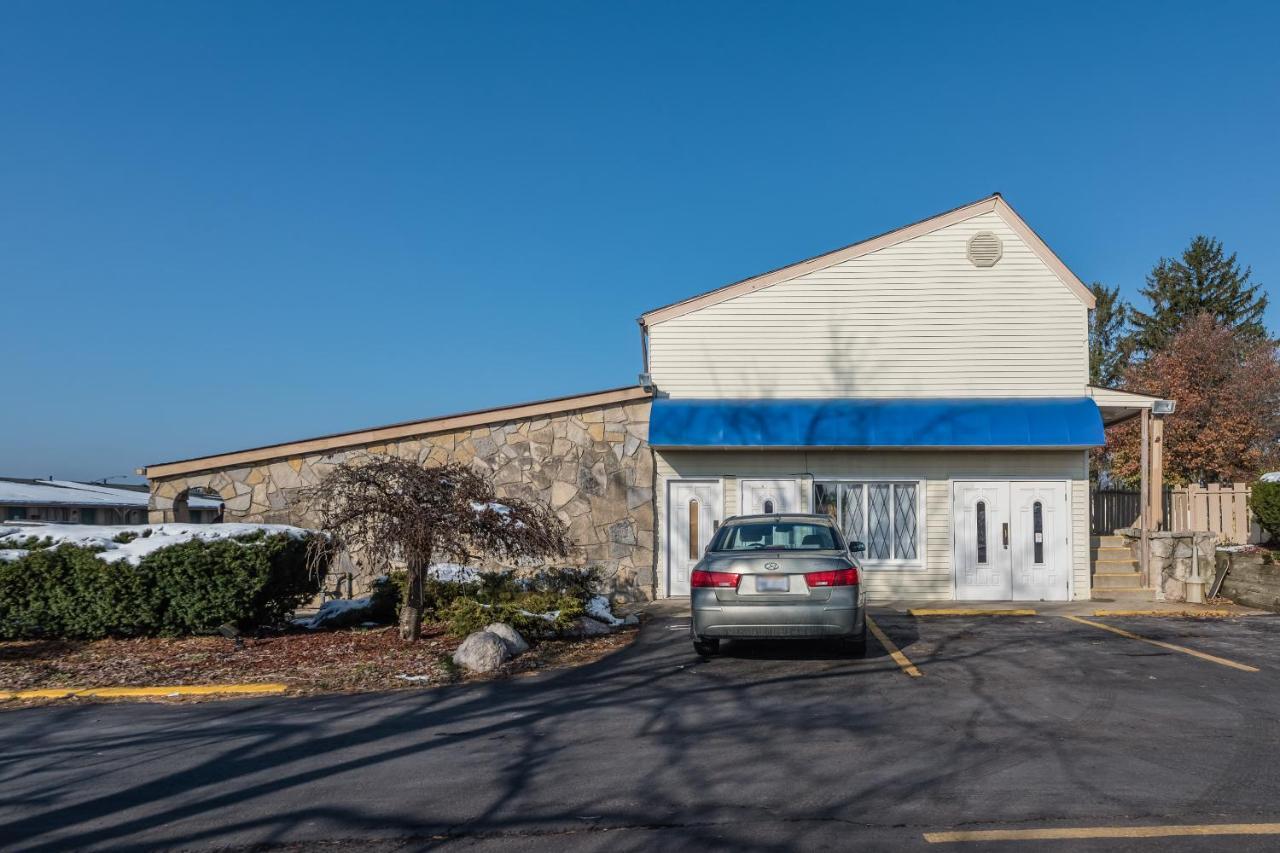 Oyo Hotel Wadsworth Oh I-76 المظهر الخارجي الصورة