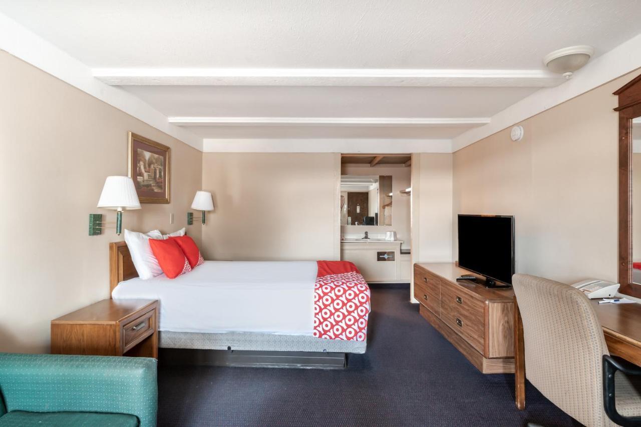 Oyo Hotel Wadsworth Oh I-76 المظهر الخارجي الصورة