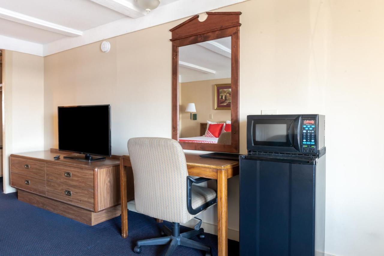 Oyo Hotel Wadsworth Oh I-76 المظهر الخارجي الصورة